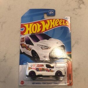 Ford Transit Connect treasure hunt